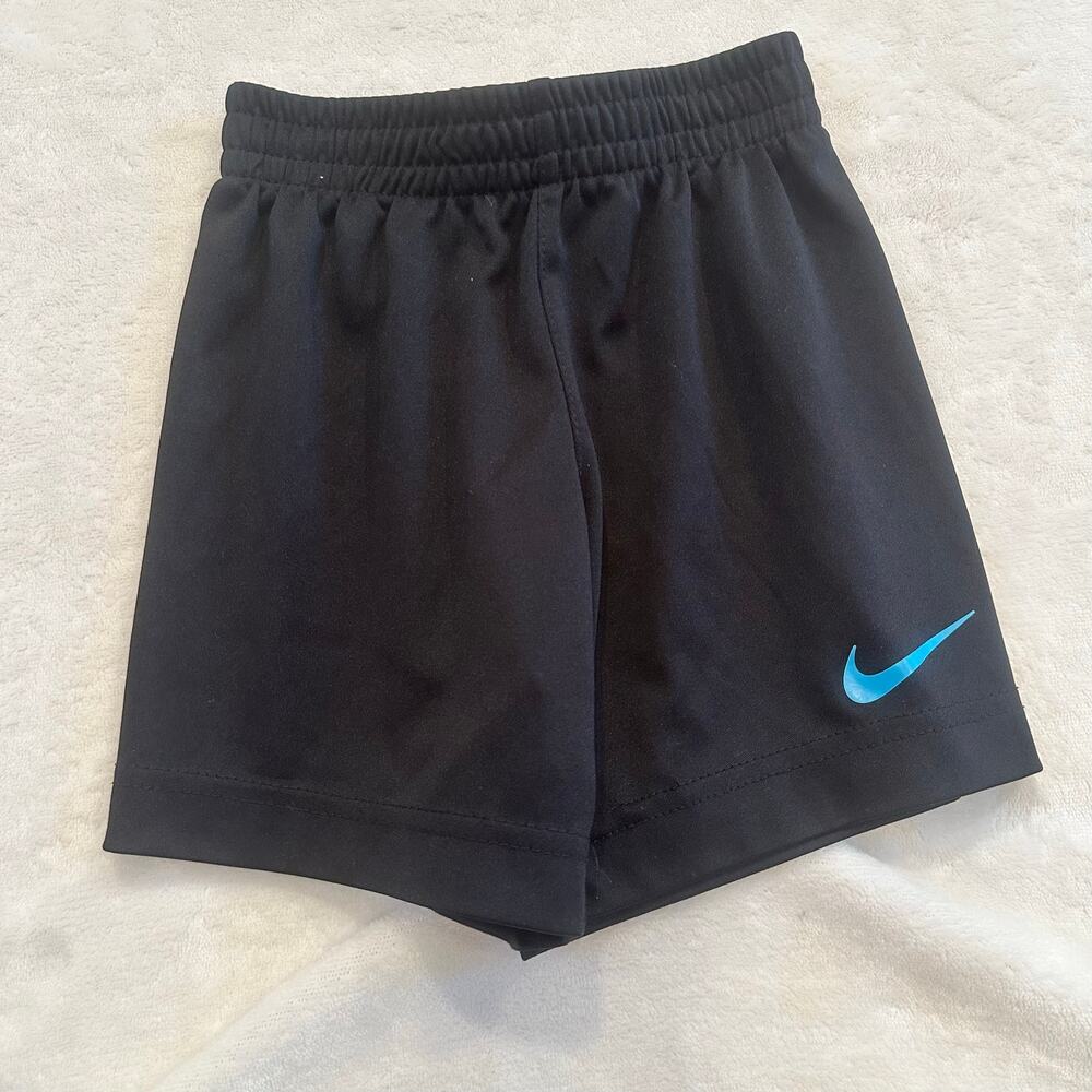 Black Nike Basketball Shorts sz 3T elastic waist pull on shorts activewear